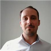 Profesor bilingüe ingles - español. Enseño ambos idiomas, con la posibilidad de reforzar académicamente en E.S.O, y bachillerato.